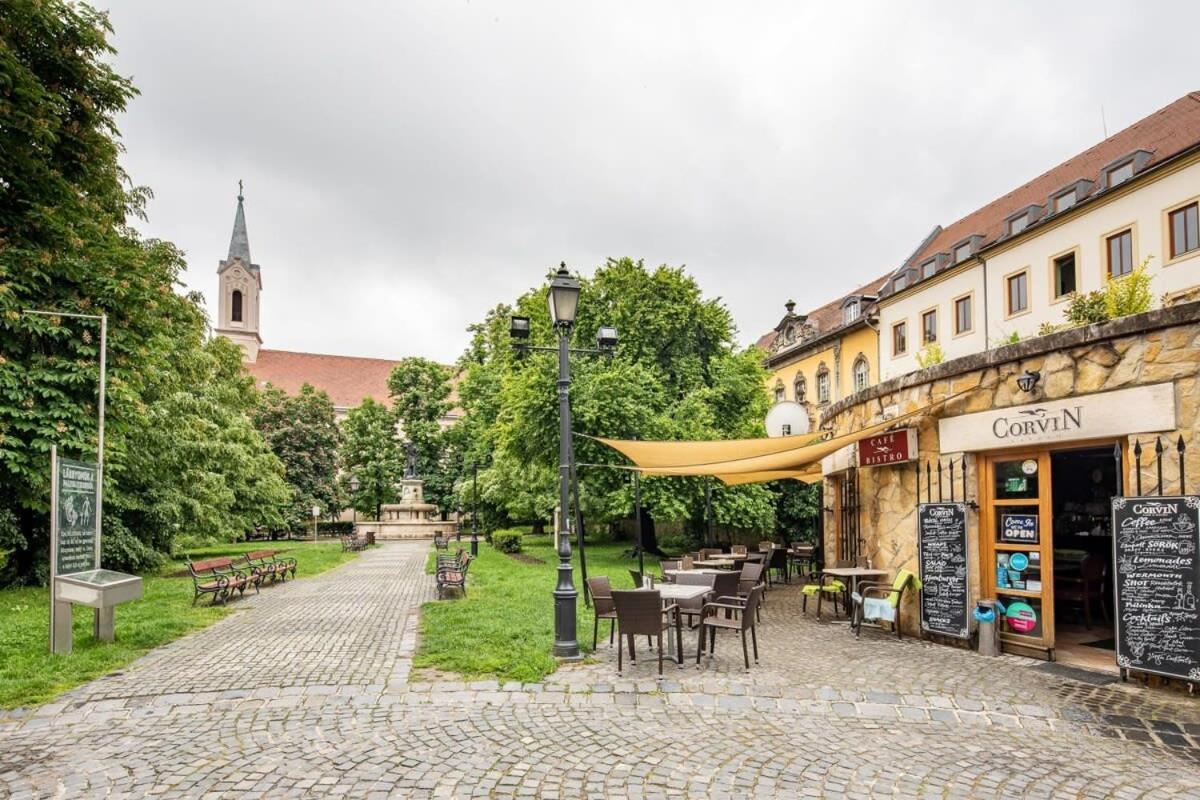 Castle View - New - Romantic Budapeşte Dış mekan fotoğraf