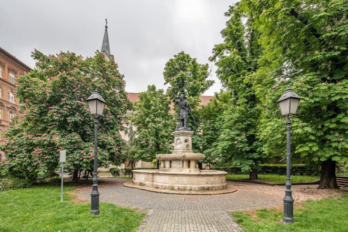 Castle View - New - Romantic Budapeşte Dış mekan fotoğraf